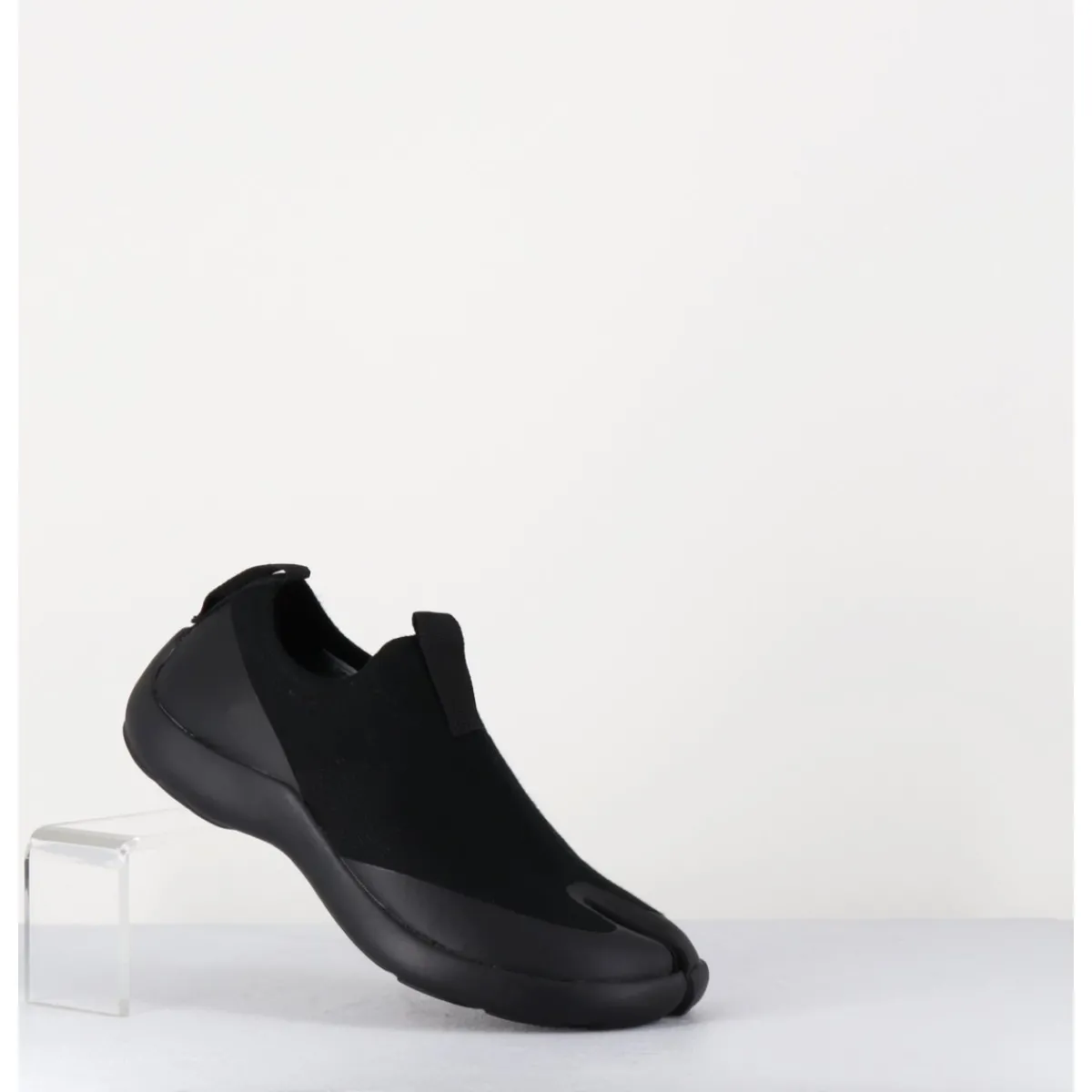 New TABI FOOTWEAR TABI SHOE-OFF BLACK NOIR
