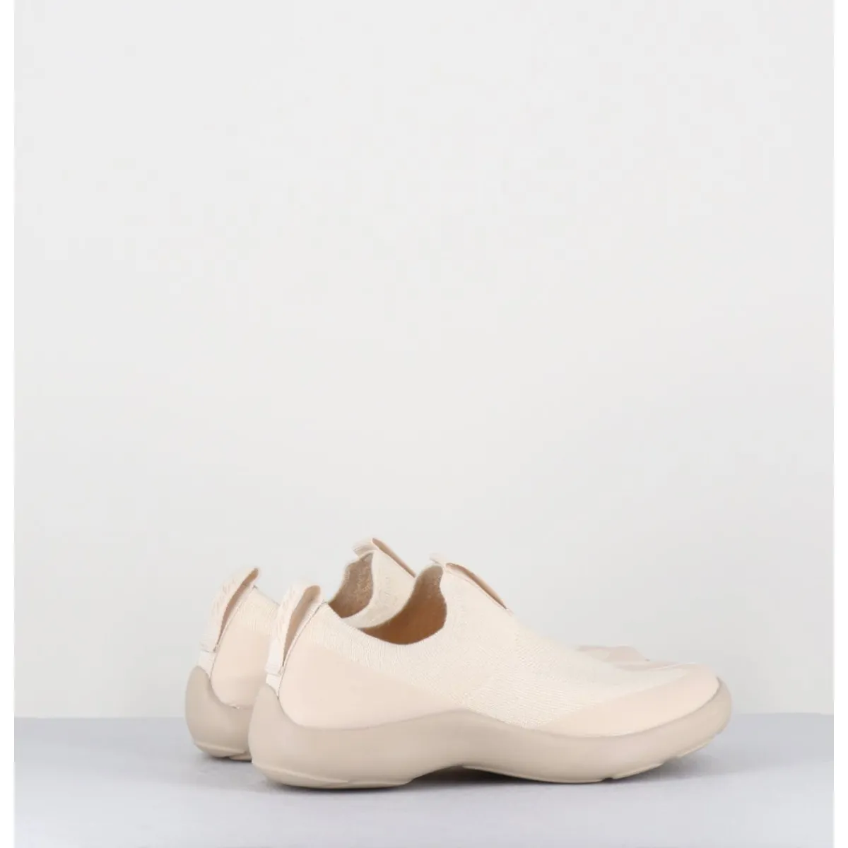 New TABI FOOTWEAR TABI SHOE-OFF WHITE