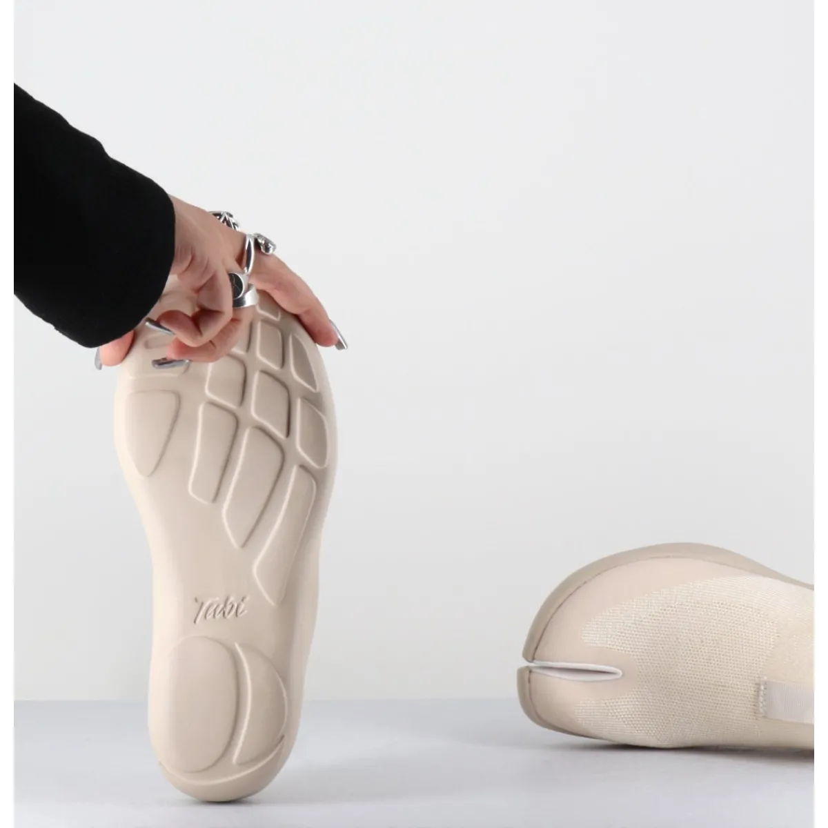 New TABI FOOTWEAR TABI SHOE-OFF WHITE